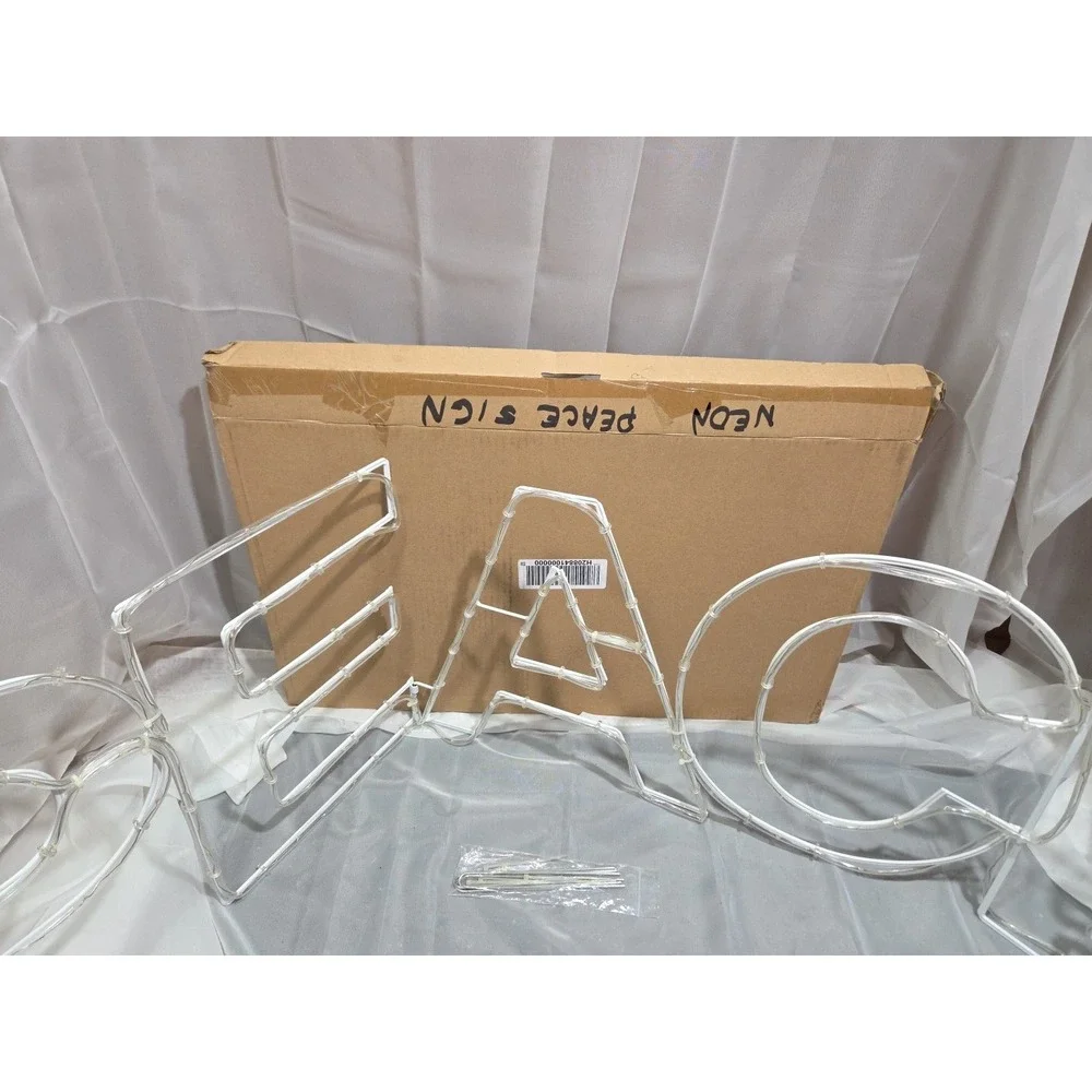 Mr Christmas Light Up LED Peace Sign large 52×14